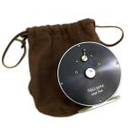 Halcyone fly reel kilakarukyu on Large форель с футляром немного царапина . загрязнения есть 