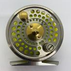 ΨΨ Alltmor fly reel 100D с ящиком немного царапина . загрязнения есть 