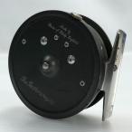 ΣΣ house ob Hardy - перо вес fly reel с футляром немного царапина . загрязнения есть 