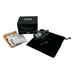 DAIWA Daiwa вращающийся катушка 25emelarudasAIR LT2500S с ящиком 00061320 заметная царапина . загрязнения нет 