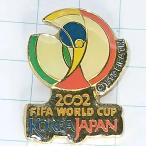  бесплатная доставка )2002 день . World Cup футбол значок булавка zPINS A25317