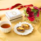 花 お菓子 お花 スイーツ ギフト 誕生日 C3 シーキューブ 焼き ティラミス 2個入 × お花8本 ミニブーケ セット 個包装 プレゼント 選べるカード付