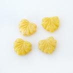 チェコビーズ グレープリーフ13x11mm マスタード 4個 パーツ アクセサリー ハンドメイド 手芸 手作り 素材