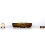  один сырой конфеты . внутри . порез пара эллипс ширина 10.6cm