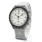 ショッピングオメガ （未使用　展示品）オメガ OMEGA スウォッチ Swatch ミッション トゥ ザ ムーン ムーンスウォッチ 1965 クロノグラフ クオーツ 腕時計 グレー ホワイト SO33M106