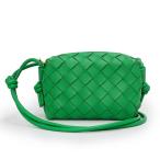 （未使用　展示品）BOTTEGA VENETA ボッテガヴェネタ 680255 ミニ ループ カメラバッグ イントレチャート ラムスキン パラキート ショルダーバッグ 斜め掛け