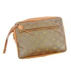 ルイ ヴィトン ＬＯＵＩＳ　ＶＵＩＴＴＯＮ クラッチバッグ セカンドバッグ レディース メンズ　可 モノグラム
