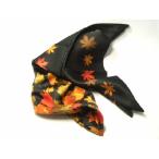 【メープルリーフ柄スカーフ】skemo社