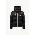 2025/26秋冬 MONCLER モンクレール メンズPIUMINO CORTO CON CAPPUCCIO MONTBELIARDダウンジャケット【nero 】【送料無料】【正規品】
