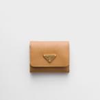 ショッピングプラダ プラダ PRADA 2026春夏 レディース サフィアーノトライアングル 財布1MH043_QHH_F03BH【キャメル 】【送料無料】【正規品】
