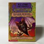 Goosebumps: Trapped in Bat Wing Hall（洋書：英語版 中古）
