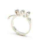 Yahoo! Yahoo!ショッピング(ヤフー ショッピング)Q-Pot キューポット リング リボン シルバー SV レディース 指輪 13号  中古 28002961