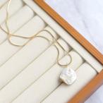 とろみのある艶と色マザーオブパール...