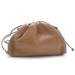 ボッテガヴェネタ ミニザ・ポーチ がま口コインパース 585852 カーフ ショルダーポーチ ショルダーバッグ クラッチバッグ 中古 送料無料