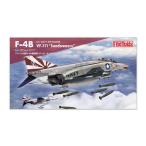 ファインモールド FX16 1/72 アメリカ海軍 F-4B 戦闘機 VF-111 “サンダウナーズ” プラモデル 【12月予約】