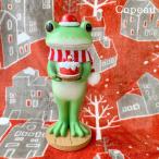 Copeau(コポー） コポー ガーデン クリスマスケーキを持つカエル 74304 かえる カエル copeau 雑貨 置き物 置物 小物 ガーデン ミニチュア ダイカイ