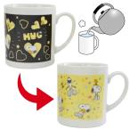 お湯を入れると色が変わる！スヌーピ...