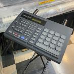ROLAND R-70