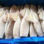  морепродукты барбекю . материал .. рефрижератор Hokkaido .* Aomori . кальмар (.. вытащенный кальмар ) 1 хвост на 18cm передний и задний (до и после). 80 хвост входить ..1 коробка для бизнеса рефрижератор .. кальмар 