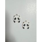 パンダ 可愛い たれ目 顔 パンダグッズ ミニチャーム 1個  アクセサリー ピアス パーツ 金具 DIY材料 手作素材