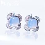 ミルキーホワイトムーンストーンフラワーサイドキュービックジルコニアデザインイヤリング