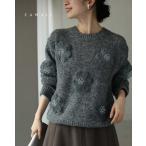 ショッピング細身 Sから3L対応 アップリケ風フラワーのニットプルオーバートップス