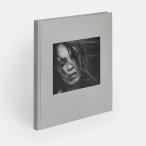 Kate by Mario Sorrenti(マリオ・ソレンティ)ケイト・モス 写真集