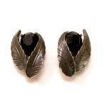 Schiaparelli ブラック×シルバーリーフ イヤリング スキャパレリ