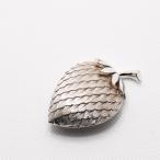 Trifari　トリファリ　ヴィンテージ  ストロベリーブローチ