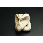 マンモス化石彫刻　干支　巳