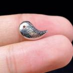 ショッピング天然石 PROME 天然石 一点物・特別仕様品・再入荷困難・高品質・鉄質隕石・メテオライト・ギベオン・ナミビア産・勾玉【14x8x5mm ±1mm】V51949