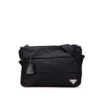プラダ 三角ロゴプレート 斜め掛け ショルダーバッグ ブラック ナイロン レザー レディース PRADA 【中古】