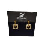  Swarovski SWAROVSKI квадратное цветочный узор серьги Gold есть перевод 