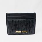 MIUMIU ミュウミュウ カードマトラッ�