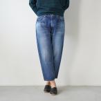 sasanqua by trees (サ