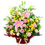 ５月のおすすめ 花キューピット可愛らしさを併せ持ったピンクバラなどの花束 メッセージカード無料  512204 生花 フラワーギフト 誕生日プレゼント 宅配 花