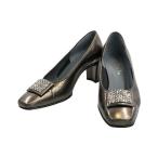 スクエアトゥパンプス