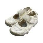 ナイキ スニーカーサ