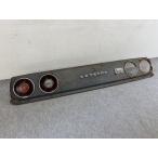 希少 GC110 ケンメリ スカイライン 2000GTX 純正 テールランプガーニッシュ パネル 左 テールランプ IKI4041 (U4544)