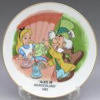 ディズニー　ふしぎの国のアリス　プレート　USAディズニーテーマパーク　1980年代前半　陶器製　絵皿