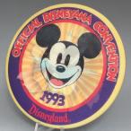 ディズニー　1993年ディズニアナ・コンベンション　ミッキー＆ドナルド　缶バッジ　2画面　ディズニーランド