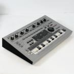 ( б/у )ROLAND / MC-303 groovebox ( Shibuya магазин )