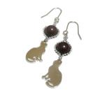 銀ねこピアスガーネット猫ネコ柘榴石...