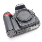 Nikon デジタル一眼レフカメラ D7000 