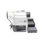 SONY Sony DCR-PC100 цифровая видео камера магнитофон ( цифровой Handycam ) Mini DV кассета соответствует 