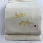 ショッピング仏像 開き名古屋帯 名品 落款あり 紬地 仏像 雲 金彩 クリーム 正絹 中古