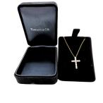 【中古】 TIFFANY&Co. ティファニー K18 ネックレス ミニクロス ダイヤ 11P クロス ペンダント 十字架 18金 Au750 レディース A2503527