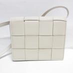 美品 BOTTEGA VENETA ボッテガヴェネタ カセット マキシイントレチャート レザー ショルダーバッグ ベージュ レディース 古着 中古