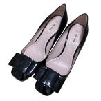 ショッピングMIUMIU 美品 miumiu ミュウミュウ パテント リボンパンプス サイズ35 1/2 約22.5cm ブラック レディース 古着 中古