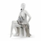 リヤドロ Lladro Nude with Shawl Woman Figurine. Silver Lustre 01008673